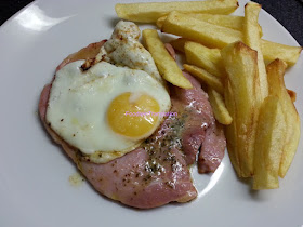 La Rubrica del Venerdì: Gammon Steak with Fried Egg & Chips - Friday's Page: Gammon Steak with Fried Egg & Chips
