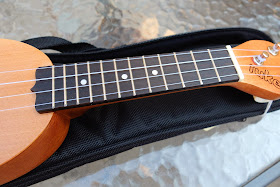 iUke Piccolo Mini Ukulele fingerboard