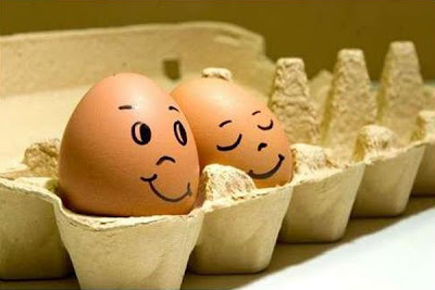 Cool drawing on eggs Seen On www.coolpicturegallery.us