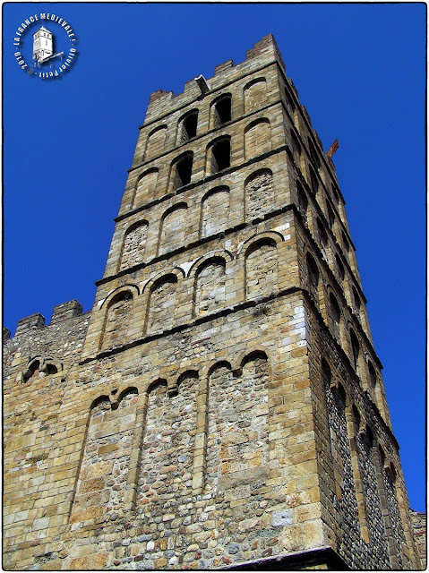 ELNE (66) - Cathédrale Sainte-Eulalie et Sainte-Julie