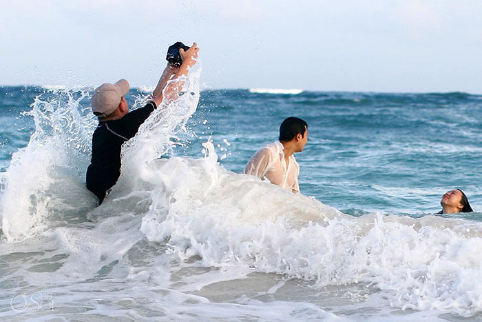 Incredible Wedding Pictures That Show Photographer Will Do Anything To Capture The Perfect Shot