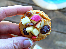 Peanut Butter and Apple RITZ® Bites #PutItOnARitz #ad @walmart