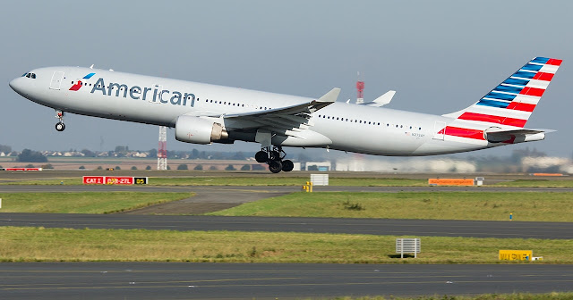 American Airlines Airbus A330-300 Takeoff