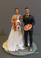 cake topper divertente torta nuziale ritratti sposi gattara pizzaiolo gatti pizza milano orme magiche
