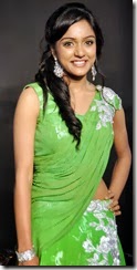 vithika_new_beautiful_still