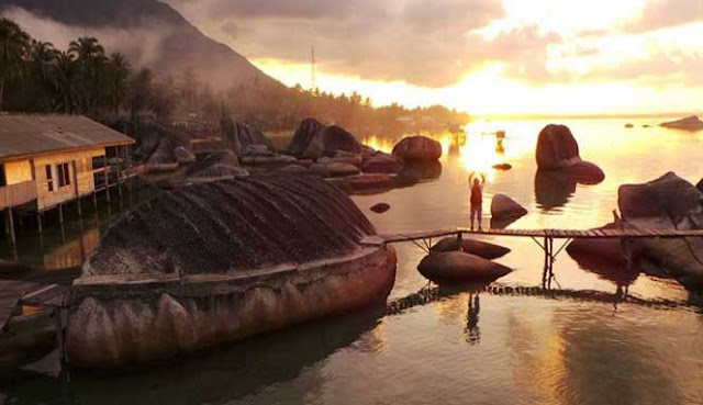 ALIF STONE PARK, TAMAN BATU UNIK DI TEPI PANTAI NATUNA