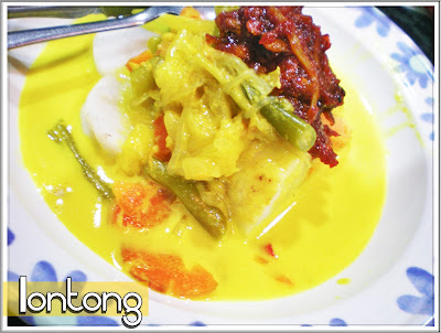 KitchenChek: lontong