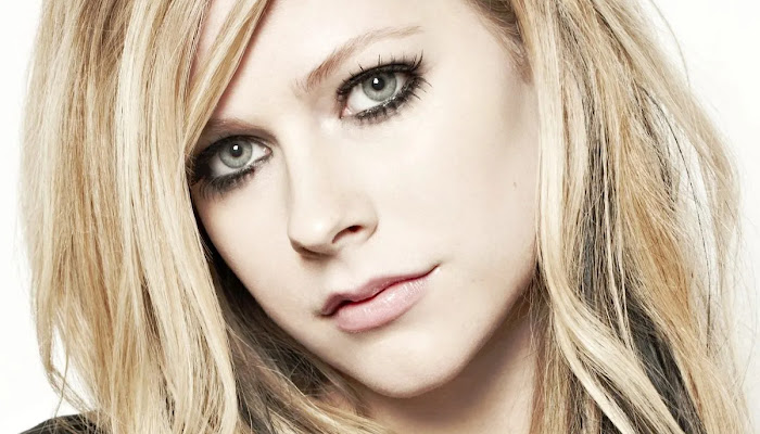 Avril Lavigne se unirá a Reality Show chino