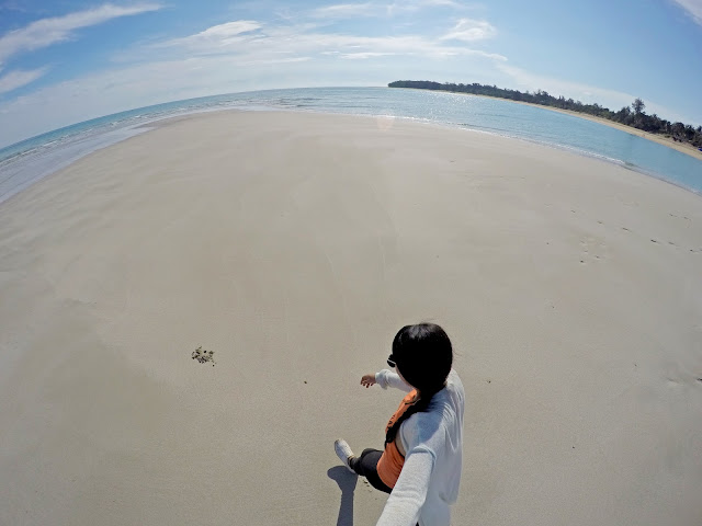 Rizza Salas x Jomalig Island Sandbar