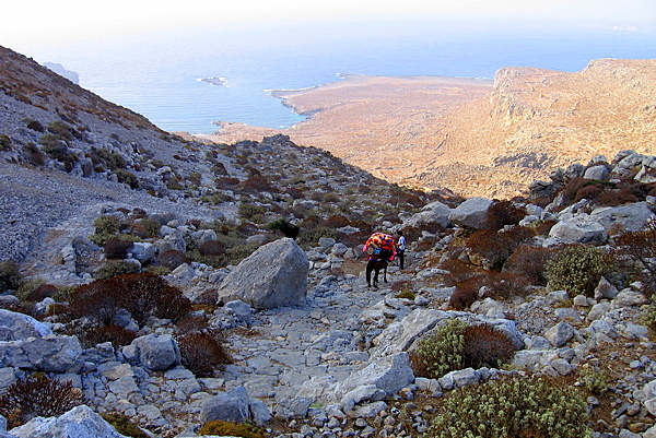 Karpathos- Foto da http://www.karpathos.org/photos/albums/st_john_2005/st_john_2005-Pages/Image10.html