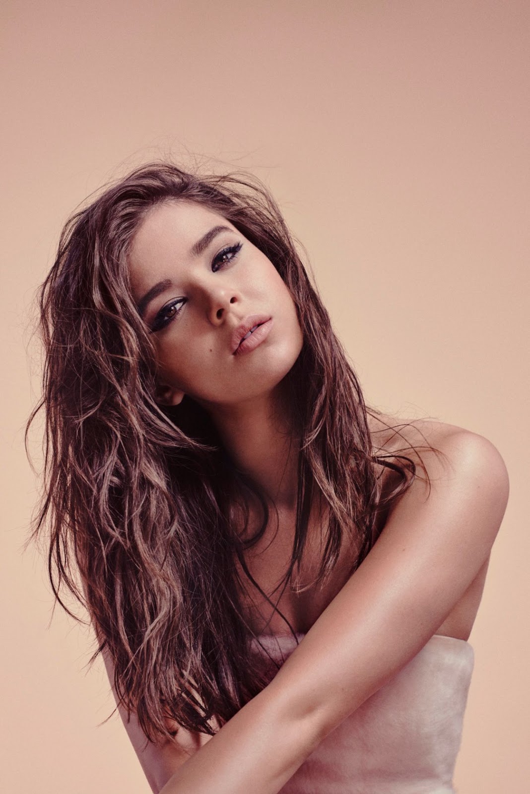 Hailee Steinfeld Wonderland Magazine August 2015 photo shoot