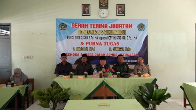 Sertijab Kepala MTsN 5 Gunungkidul, Begini Pesan Kasubag TU Kemenag Gunungkidul