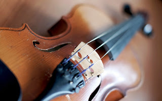 Violin Photography, cool violin pictures, free music backgrounds