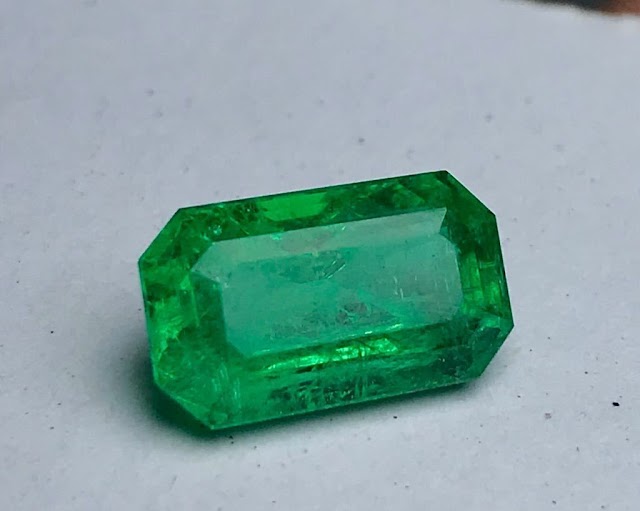 Top 10 Superpowers of wearing an Emerald Gemstone - Hunza Bazar