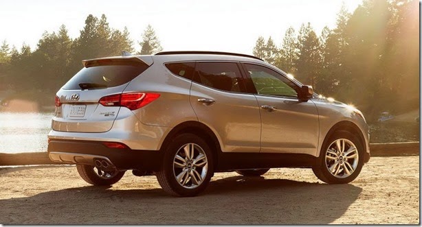 2015-Hyundai-Santa-Fe-10