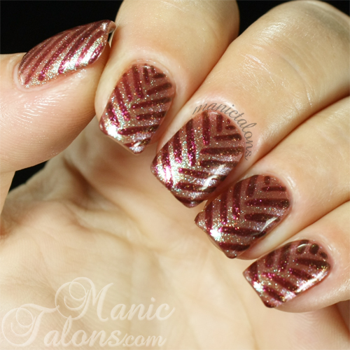 glittery lines nail art