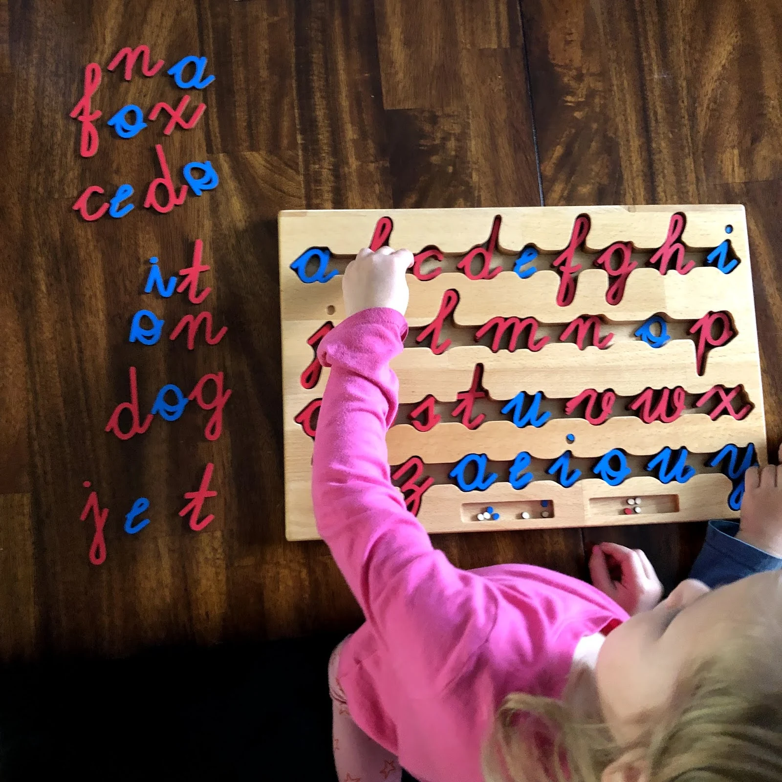 The Montessori movable alphabet can give young children the tools they need to write well before they are able to write with paper. Here are some common questions and some movable alphabet options.