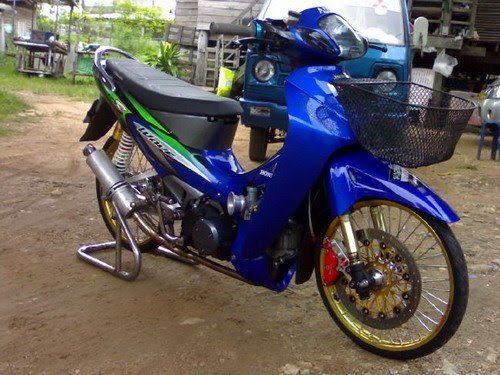 Big motorycycle: Honda Wave 125 Thai modify style