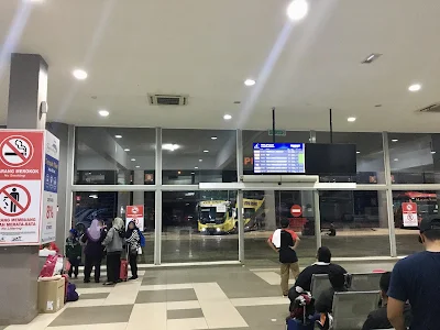 Terminal Sentral Kuantan 1F出発ロビー