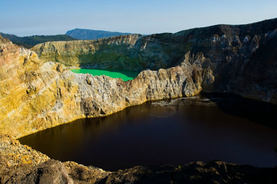 Kelimutu Crater Lakes - Insula Flores, Indonezia.