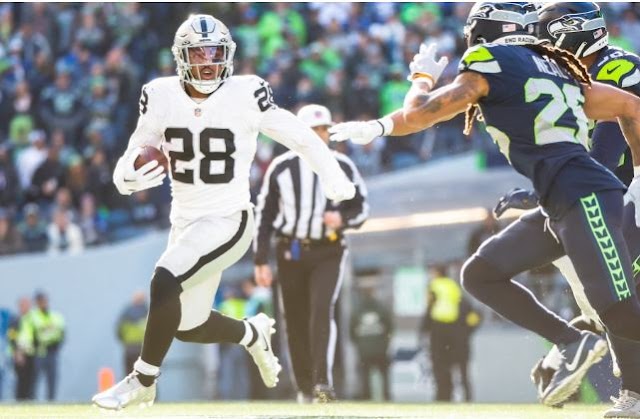 Seahawks: 9 takeaways from a wild overtime loss to the Raiders