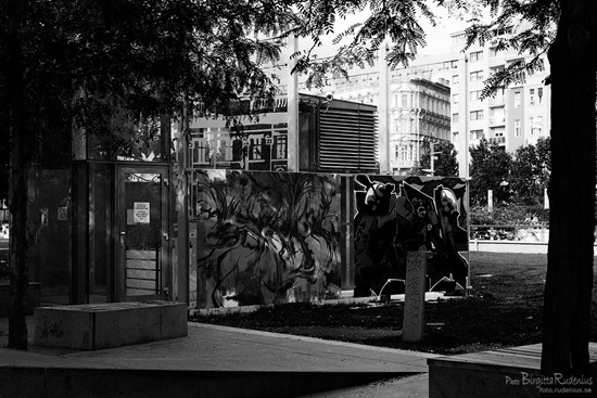 bw_20110919_graffiti_maxdark