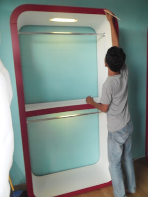 Etalase Display Toko Pakaian Model Melengkung Terbaru 2021 + Furniture Semarang ( Etalase Display )