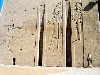 Templo de Horus; Horus Temple; Temple d'Horus; Edfu; Edfou; Egipto; Egypt; Égypte