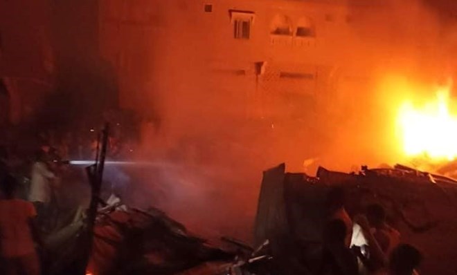 A major fire destroys parts of the “Hinti Wadagh” market in Johar City