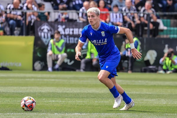 Oficial: Amorebieta, firma cedido Yuste