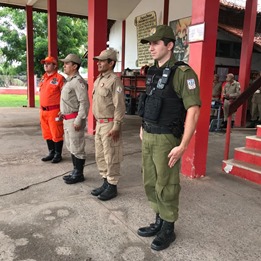 Militares do 4º GBM e 4ª SBM recebem Medalhas de Bons Serviços prestados