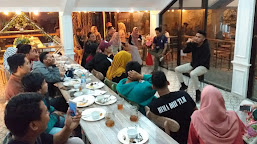  Tingkatkan Silaturahmi, Teater X Kudus Adakan Buka Bersama