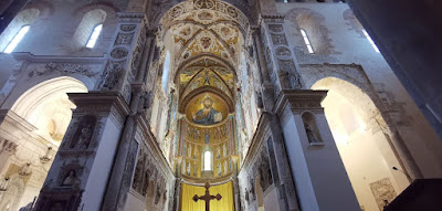 Interior del Duomo de Cefalú.