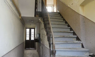 urbex-immeuble-compteurs-rue-Nicolas-escalier-jpg