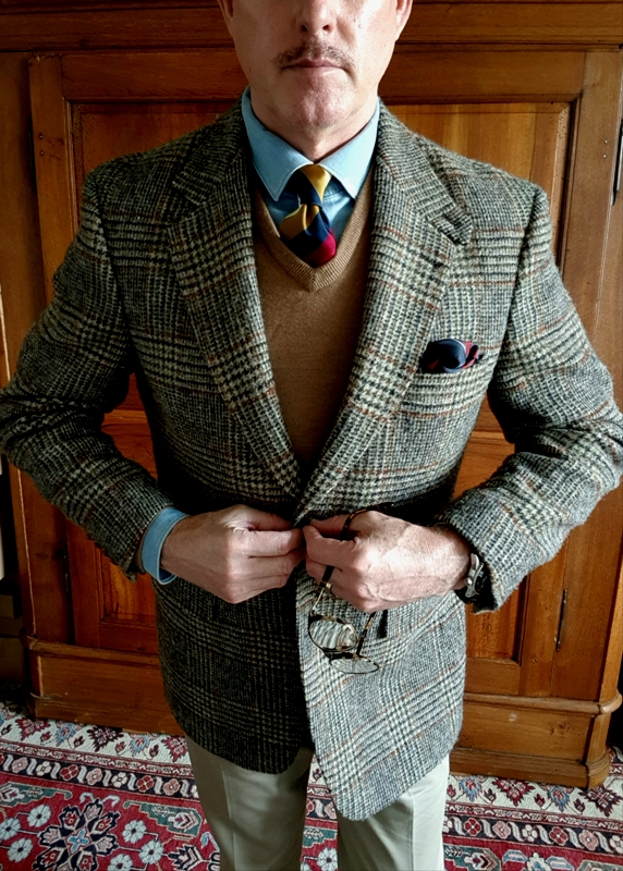 Front View Harris Tweed by Barutti - Prince of Wales check