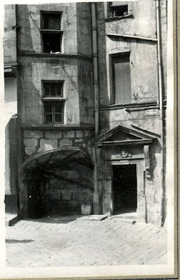 Photo noir et blanc du centre ancien de Clermont-Ferrand