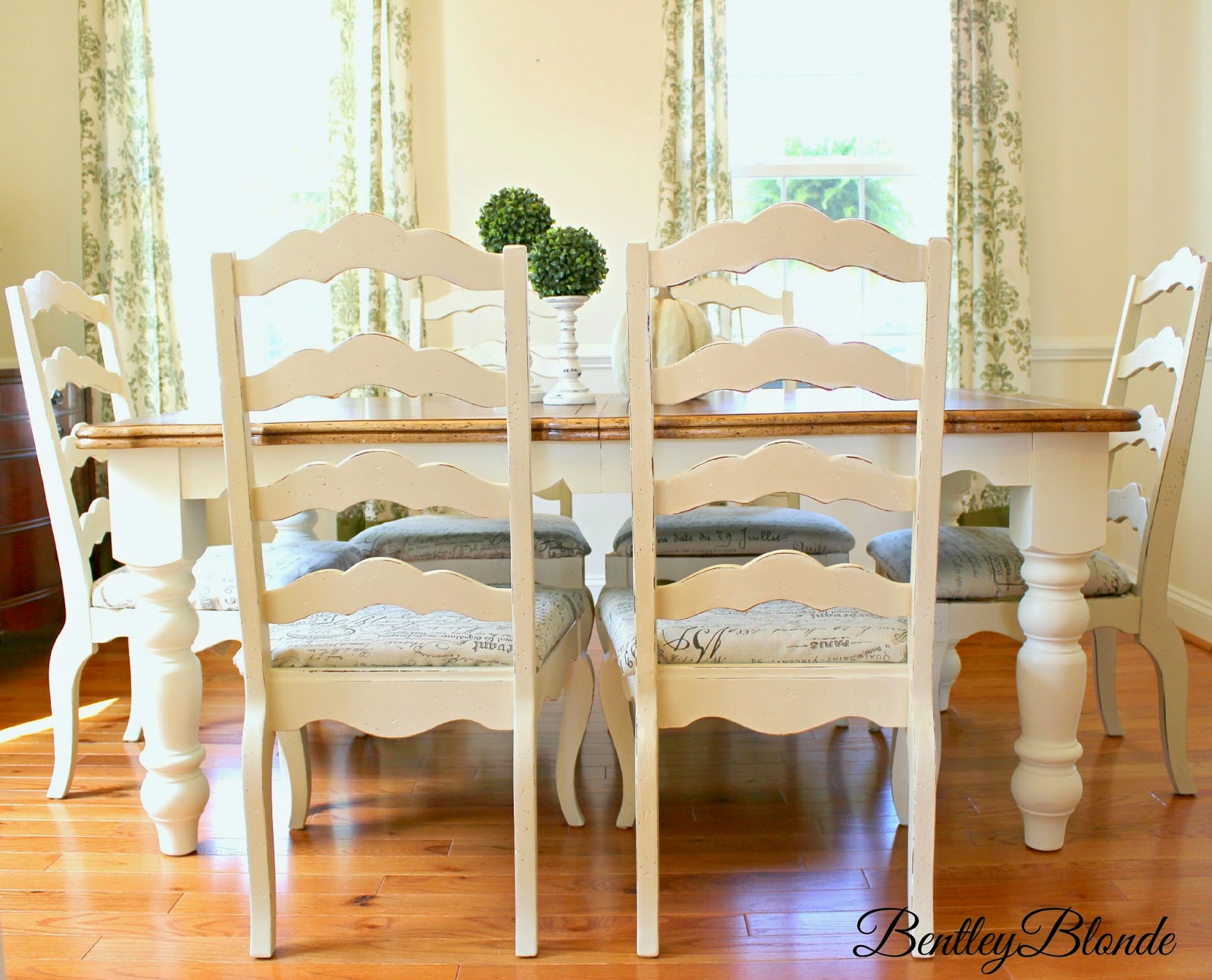 BentleyBlonde DIY Farmhouse Table Dining Set Makeover With