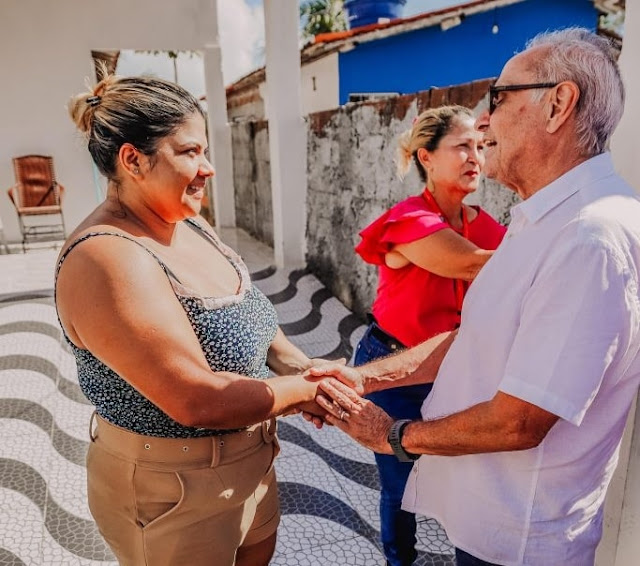 Cícero Lucena e Leo Bezerra entregam 35 ruas pavimentadas e estruturadas pela Prefeitura em 21 bairros