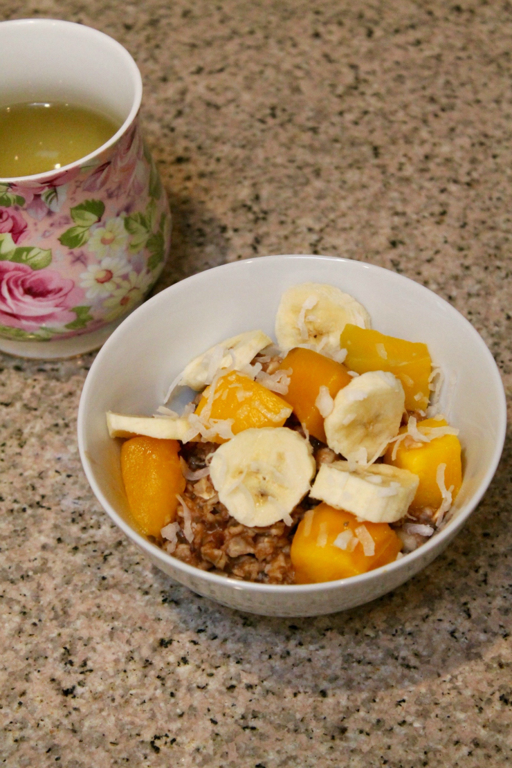 Vegan Chocolate, Banana & Mango Porridge