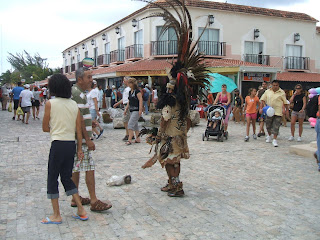 Mexican dressed in Mayan Costume will let you take a photo for just One Dollar