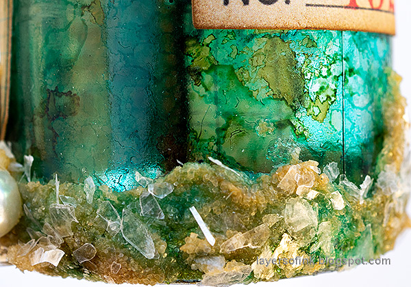 Layers of ink - Altered Bottle Message in a bottle tutorial by Anna-Karin Evaldsson.