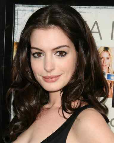 Anne Hathaway Hairstyles