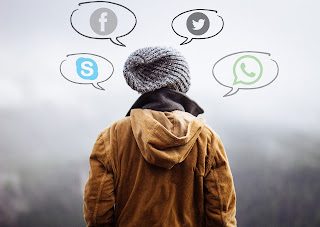 Cual elegir WhatsAop Skype Facebook