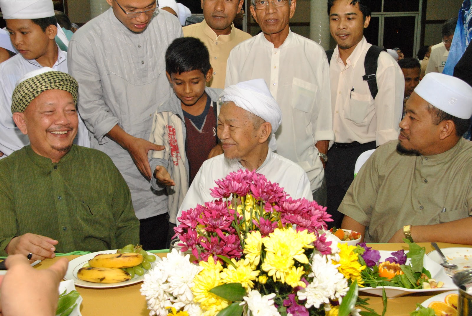 Muslimeen United Gambar  Suasana Makan  Malam  Dewan 