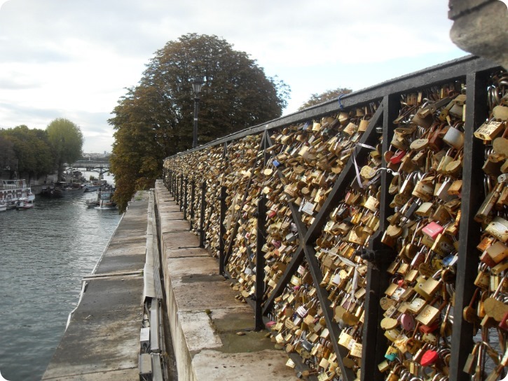Lovelocks på Pont Neuf - Paris