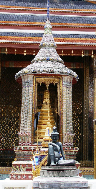 Trip BoomersCafe Wat Phra Kaew Grand Palace Bangkok Thailand