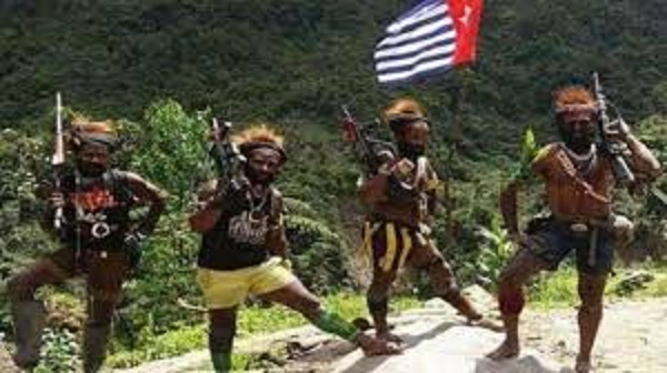 Mencekam Pos Polisi di Papua Diserang, KKB Mambabi Buta-Senpi Dirampas