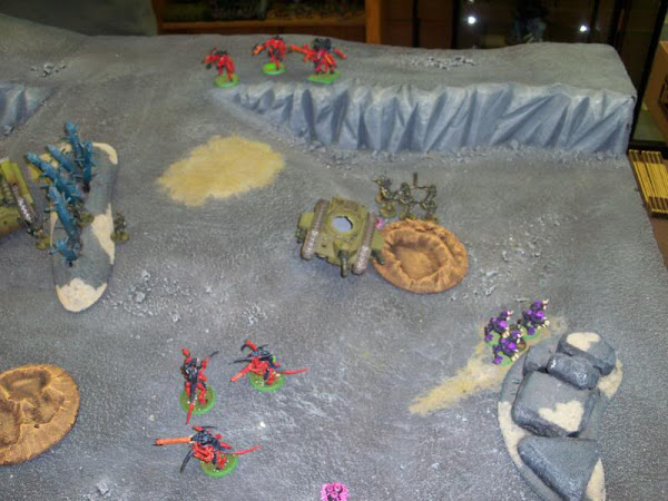 Warhammer 40k Imperial Guard Astra Militarum vs Tyranids