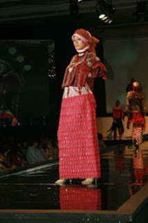  fashion  Memilih Busana  Muslim  untuk  Pesta