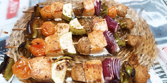 BROCHETA DE SALMON Y VERDURAS